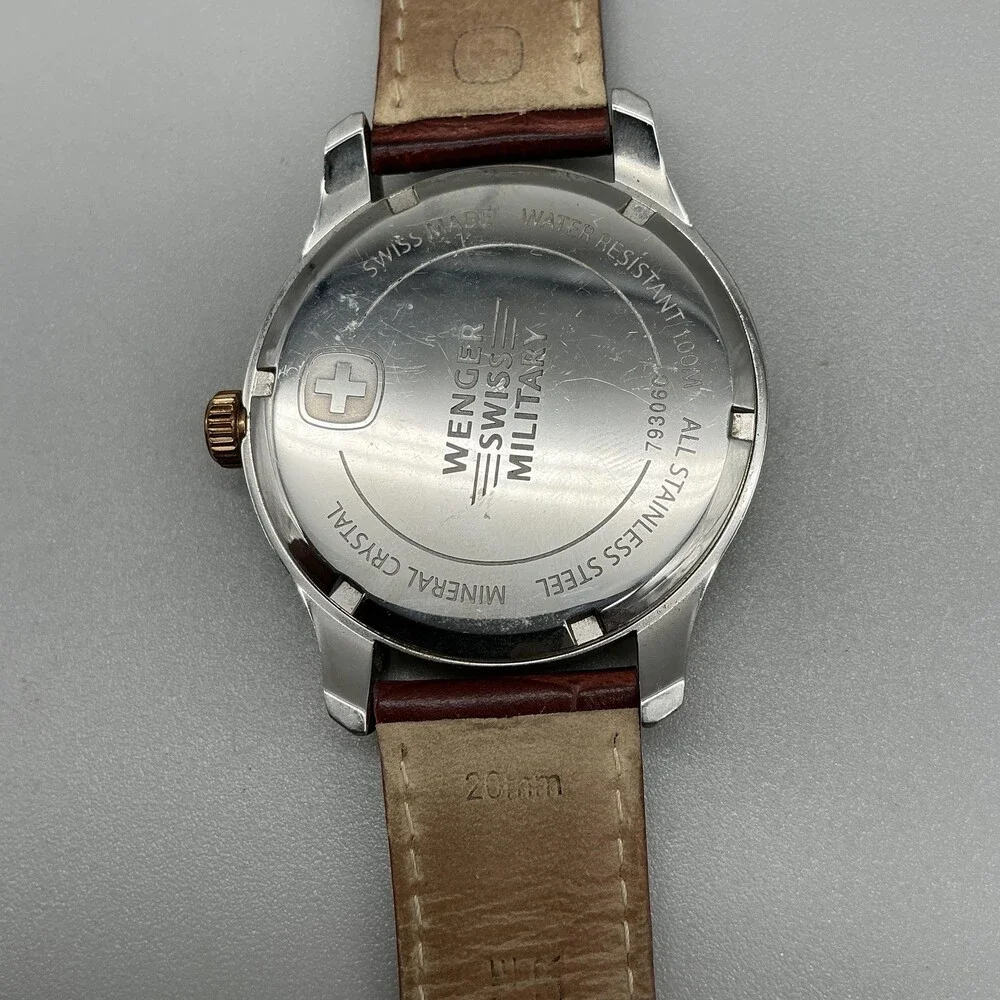 Wenger Swiss Military GMT Mens Watch 41mm Silver Tone Leather Swiss New Battery